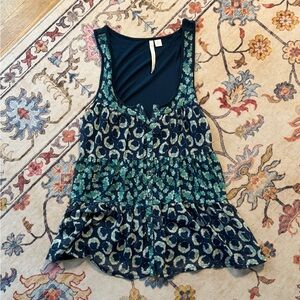 Lauren Conrad Blue Floral Sleeveless Top